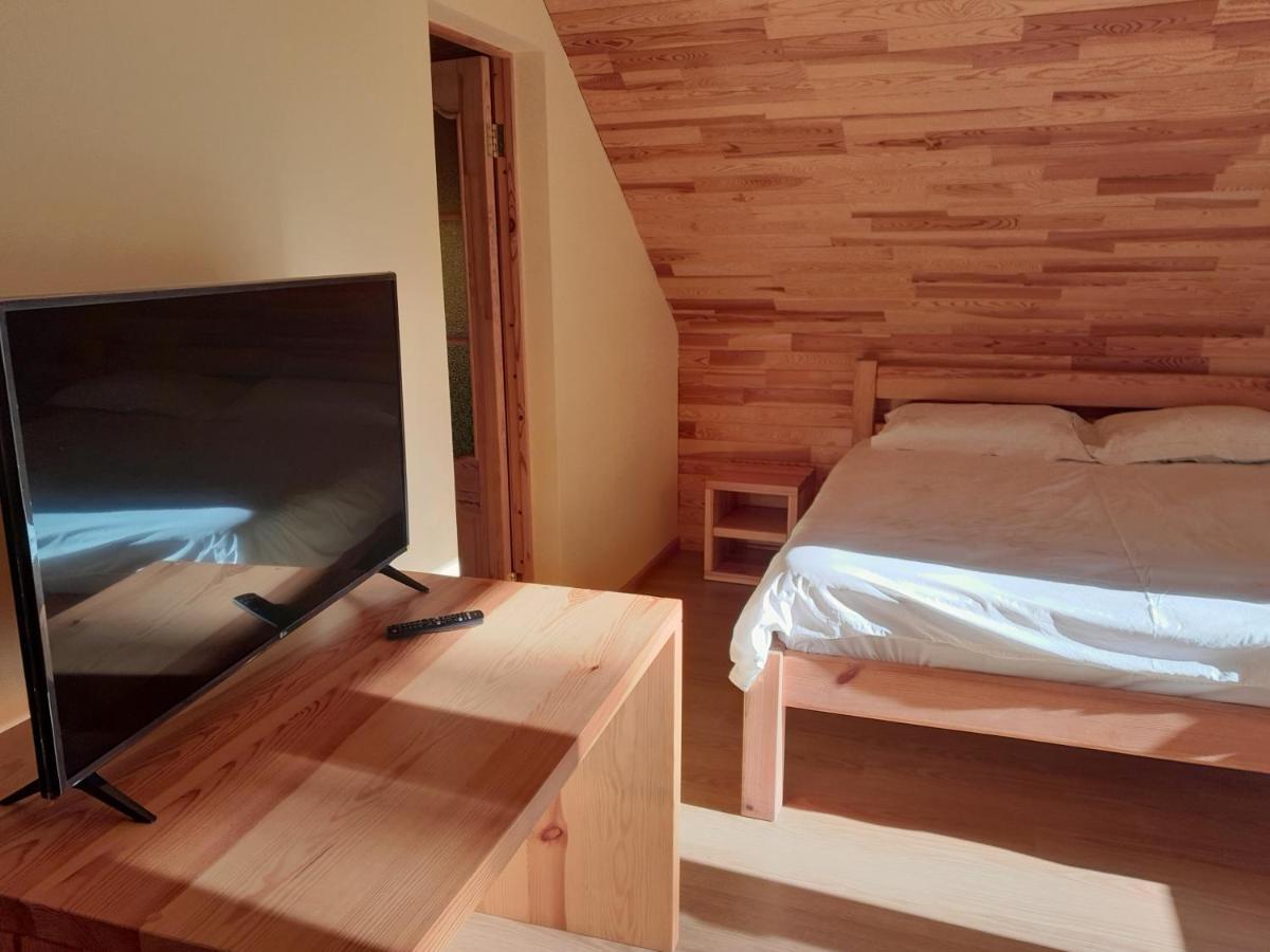 Guest House Vilcini Bernāti المظهر الخارجي الصورة