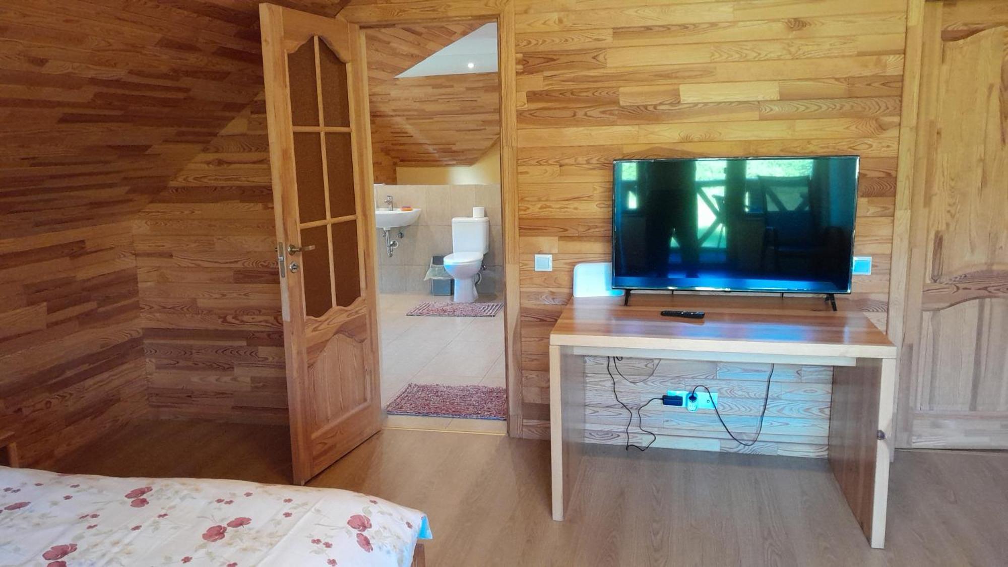 Guest House Vilcini Bernāti الغرفة الصورة